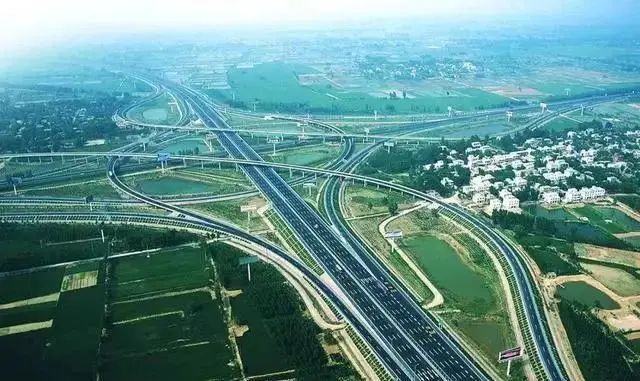 和嘉 | 助力河南鶴輝高速安裝部署機房動環監控4套、智能監控箱109套